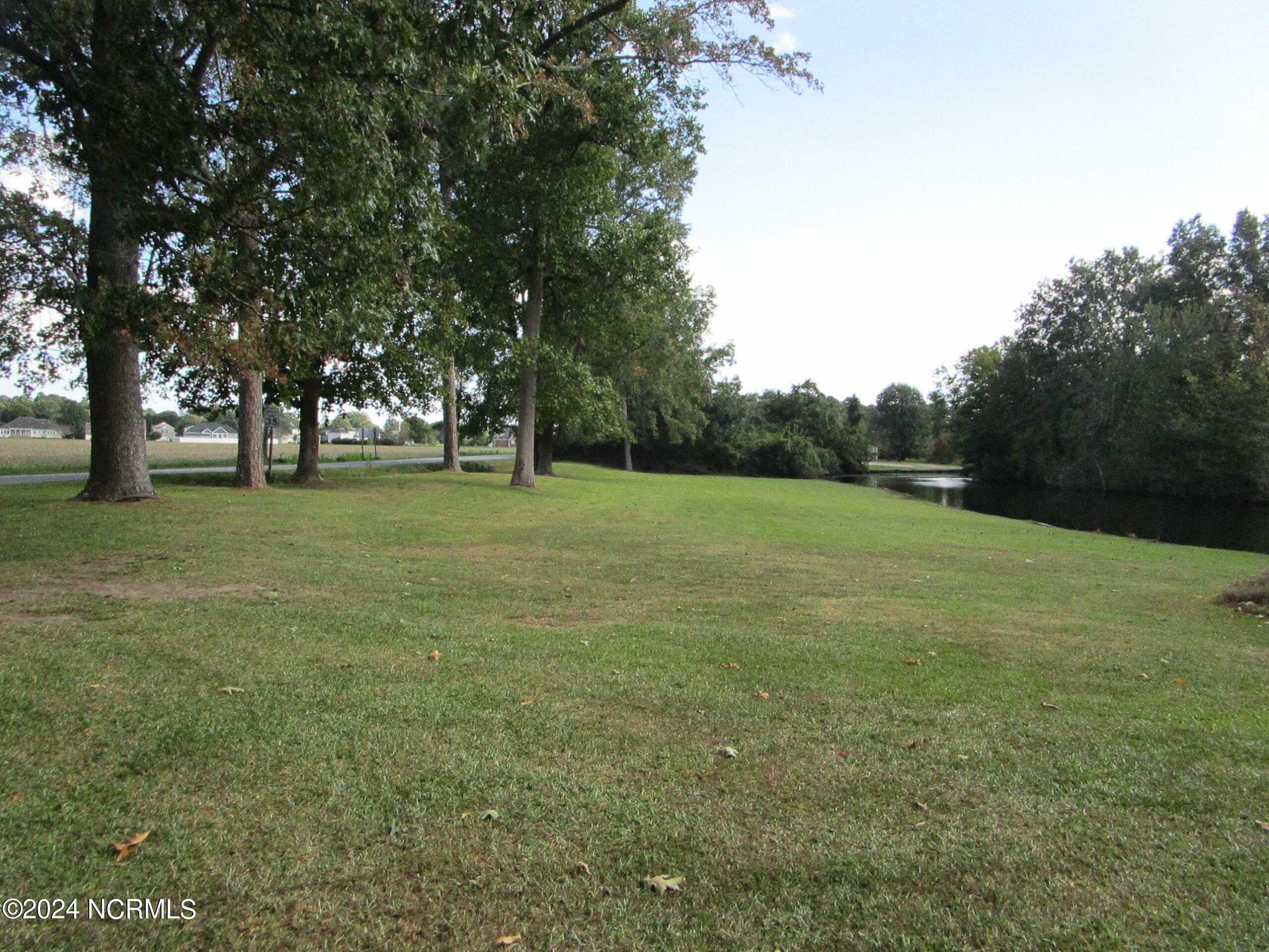 Property Photo:  1818 River Road  NC 27909 