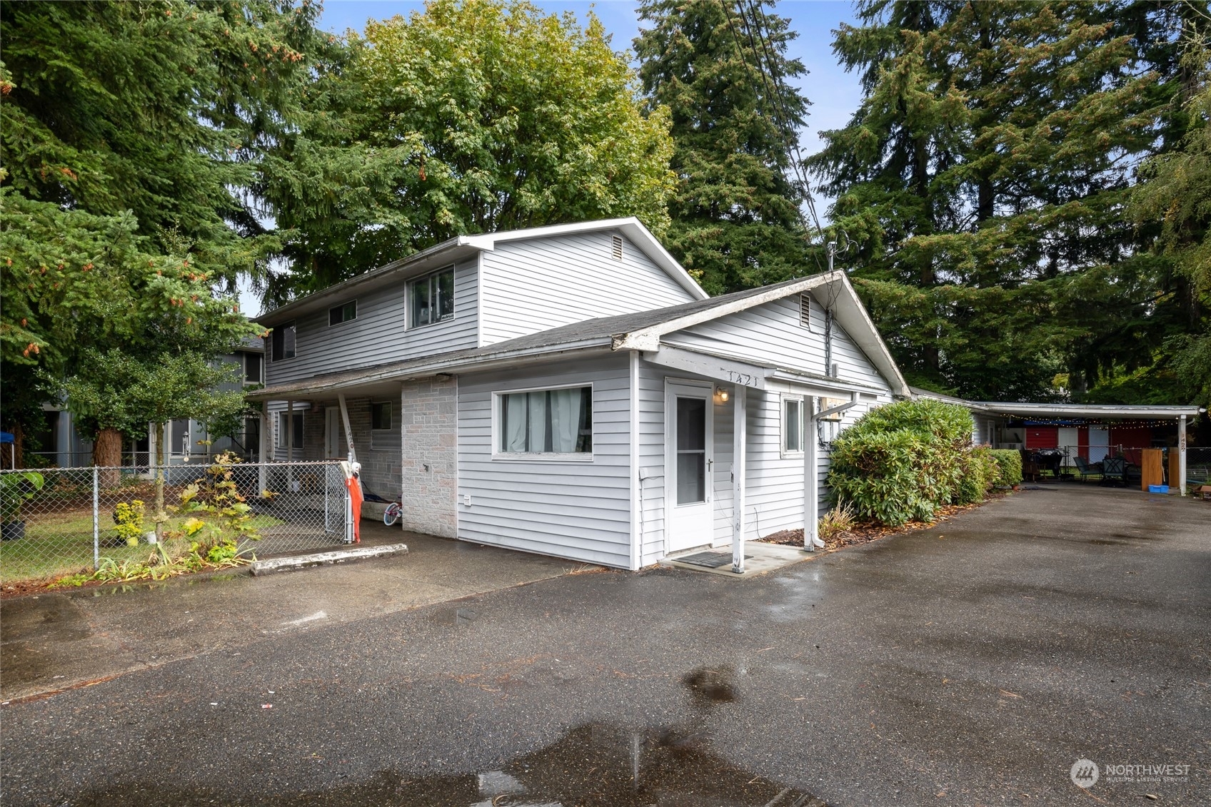 Property Photo:  1420 Magnolia Street SE  WA 98503 