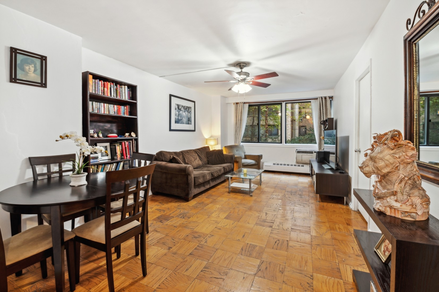 Property Photo: 16 W 16th Street 2pn NY 10011