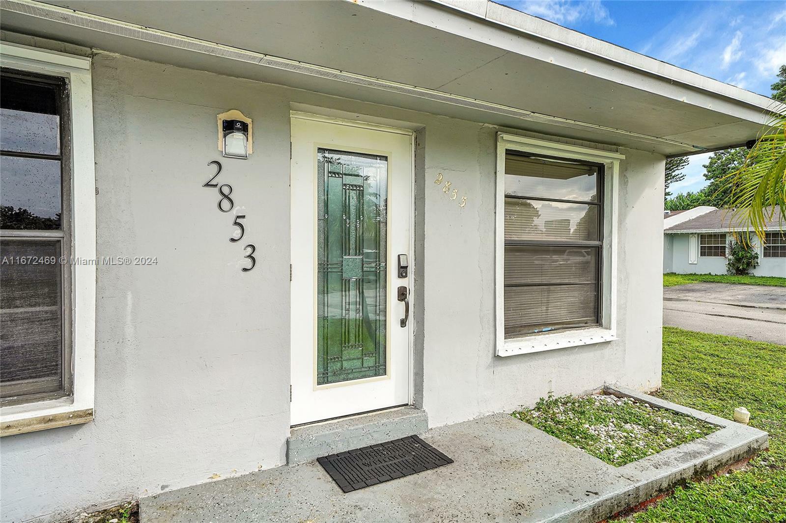 Property Photo:  2853 NW 197th Ter  FL 33056 