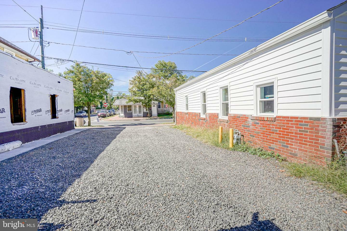 Property Photo:  307 Burlington Avenue  NJ 08075 