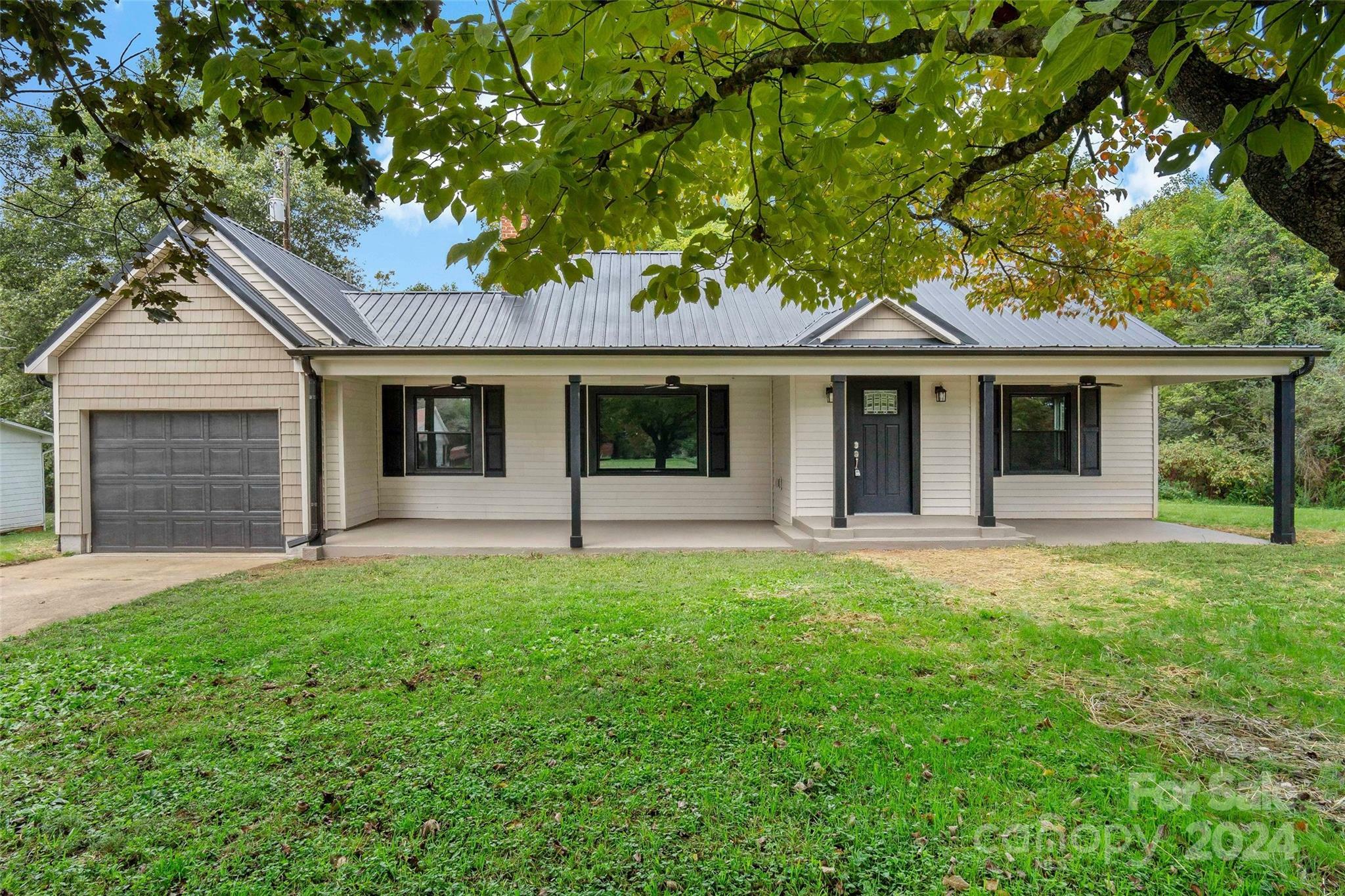 Property Photo:  8850 Sugar Hill Road  NC 28752 