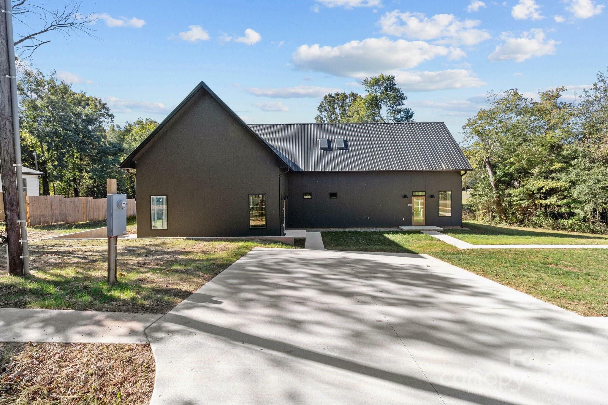 Property Photo:  122 Laura Road A  NC 28117 