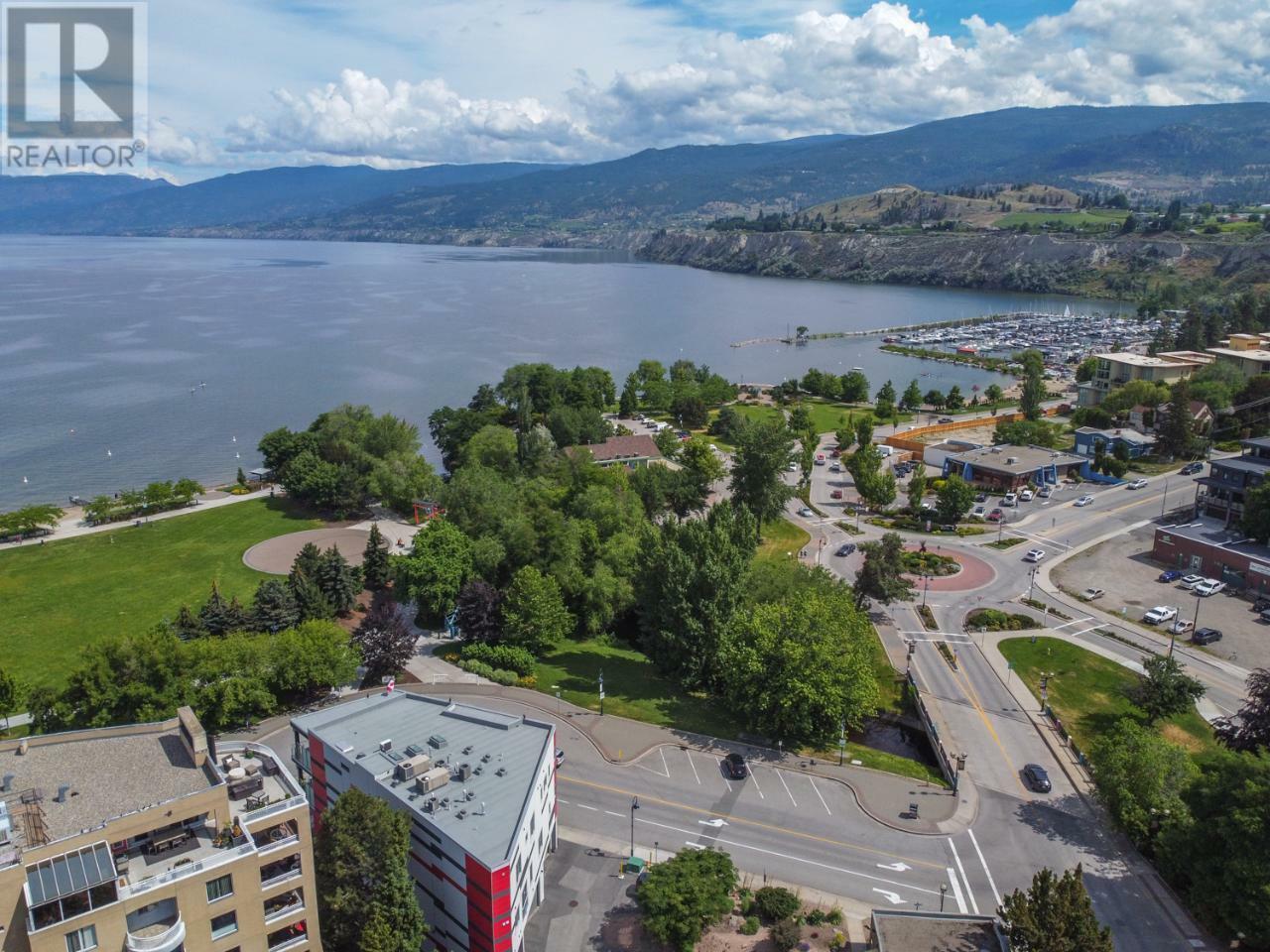 Property Photo: 88 Lakeshore Drive BC V2A 1B5