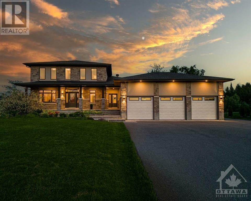 Photo de la propriété:  1818 Cedarlakes Way  ON K4P 1P2 