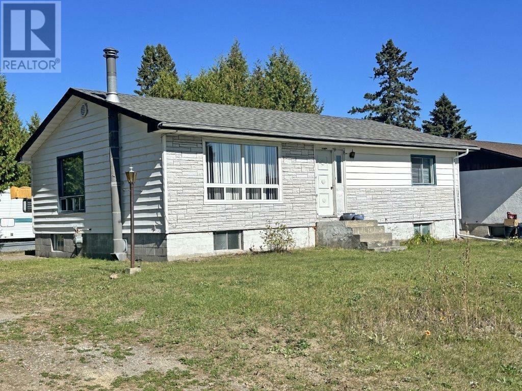 96 Front Street  Nipigon ON P0T 2J0 photo