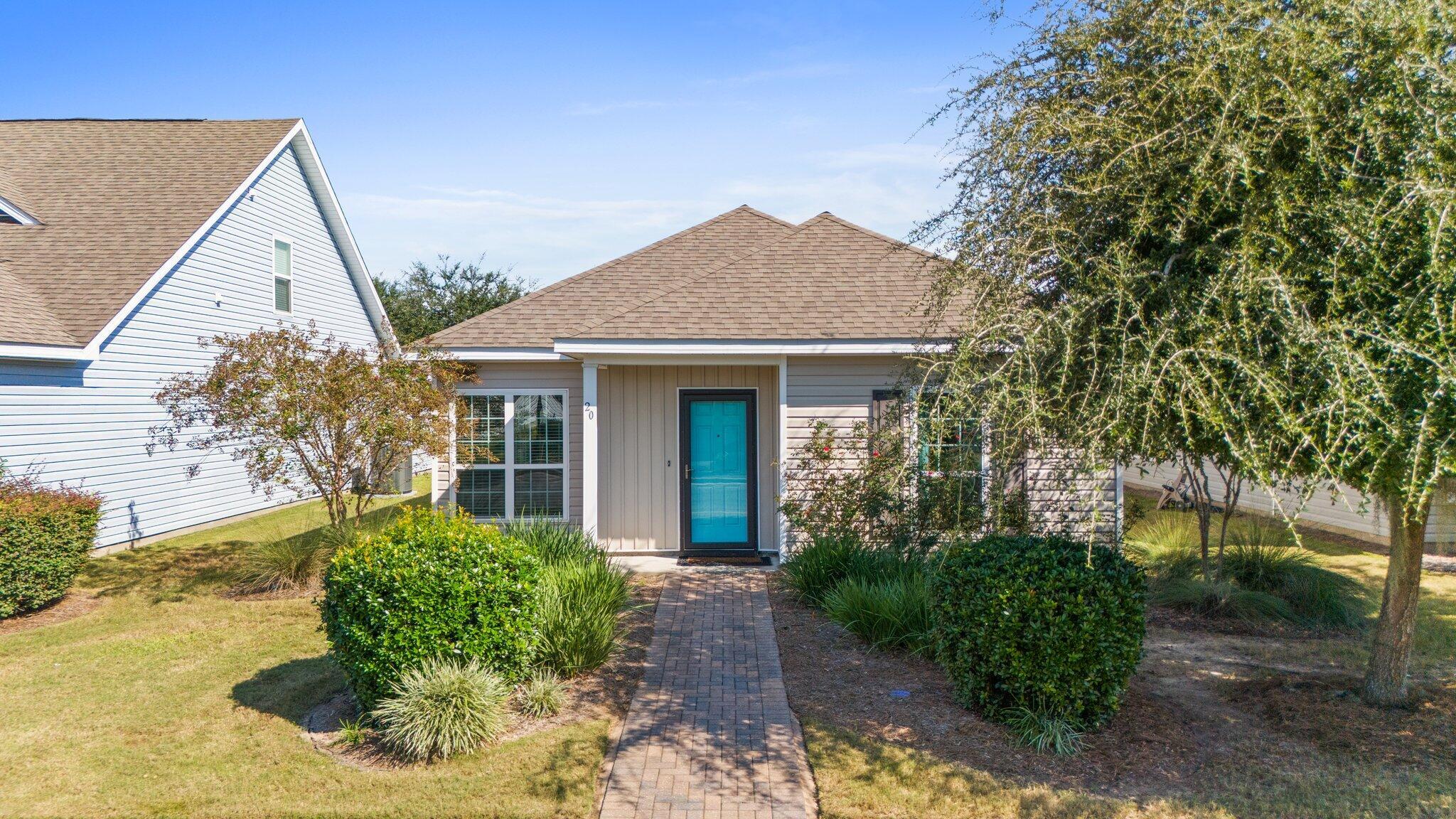 Property Photo: 20 Lilly Bell Lane FL 32439