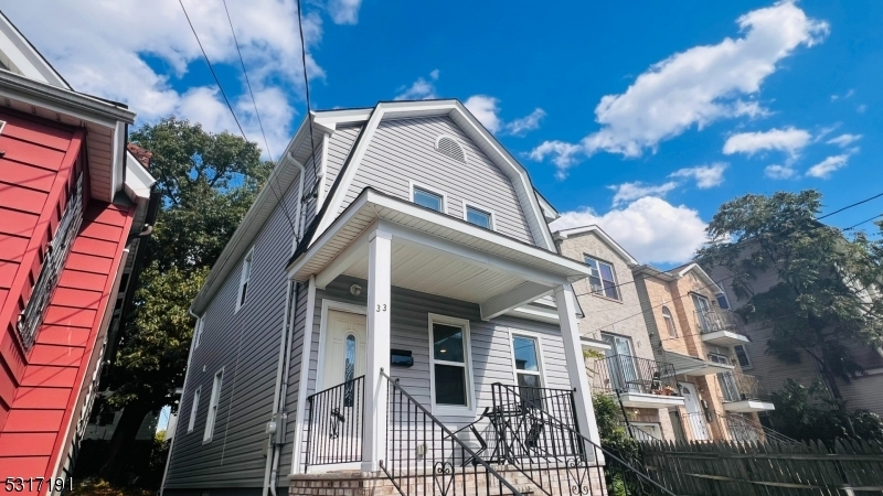 Property Photo:  33 Bragaw Ave  NJ 07112 