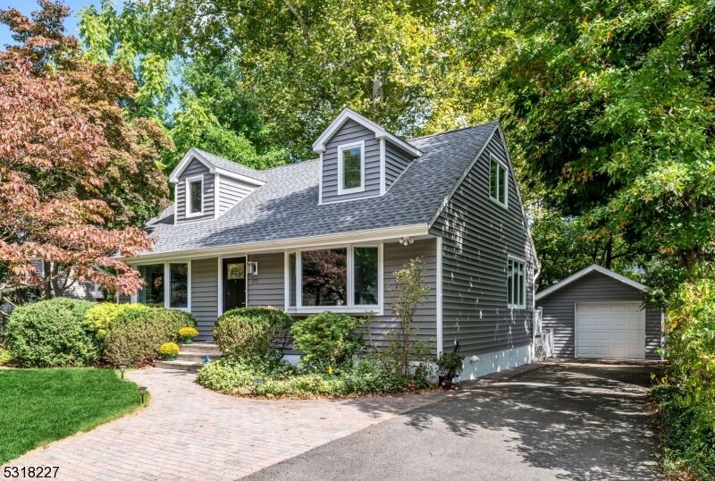 Property Photo: 675 Midwood Rd NJ 07450