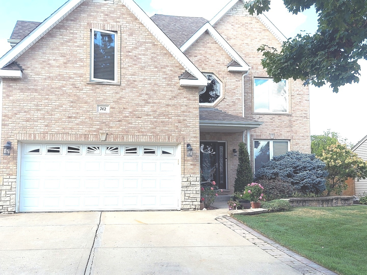 742 Bluejay Circle  Elk Grove Village IL 60007 photo