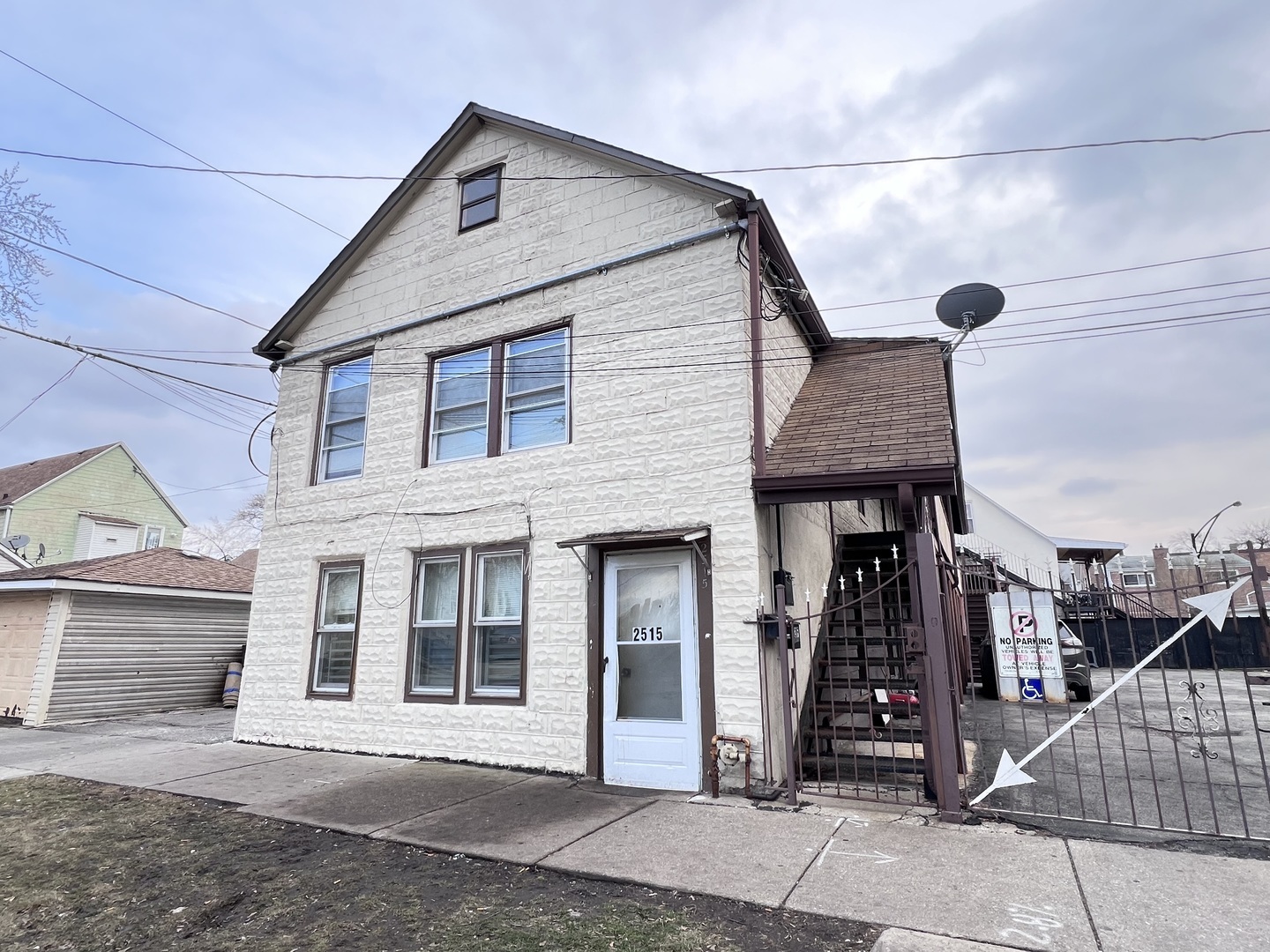 Property Photo:  2515 W 42nd Street  IL 60632 