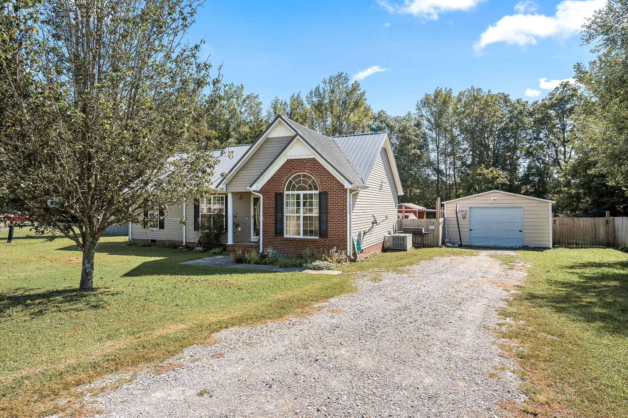 Property Photo:  105 Saddleford Dr  TN 37334 