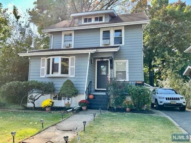 244 Walnut Avenue  Bogota NJ 07603 photo