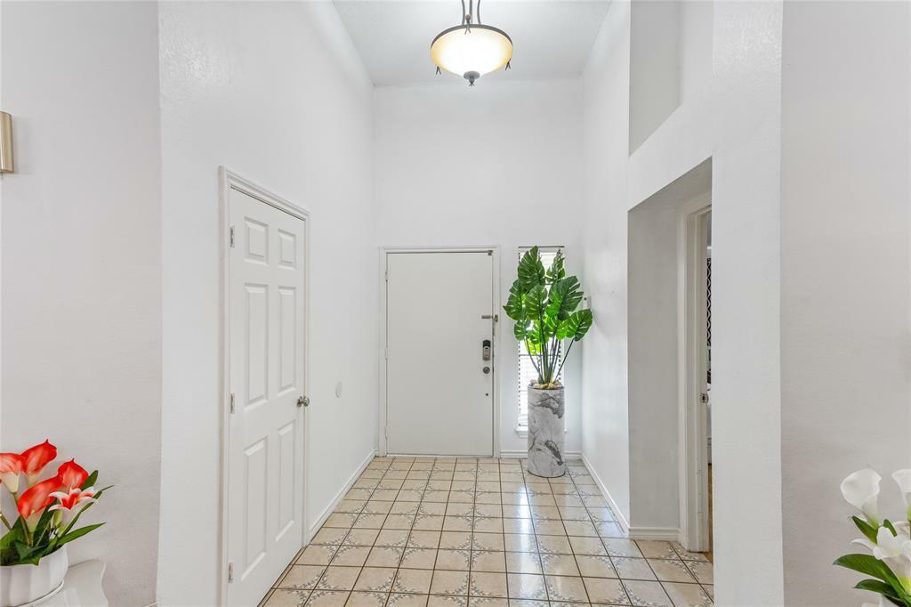 Property Photo:  2121 Cold Springs Drive  TX 76017 