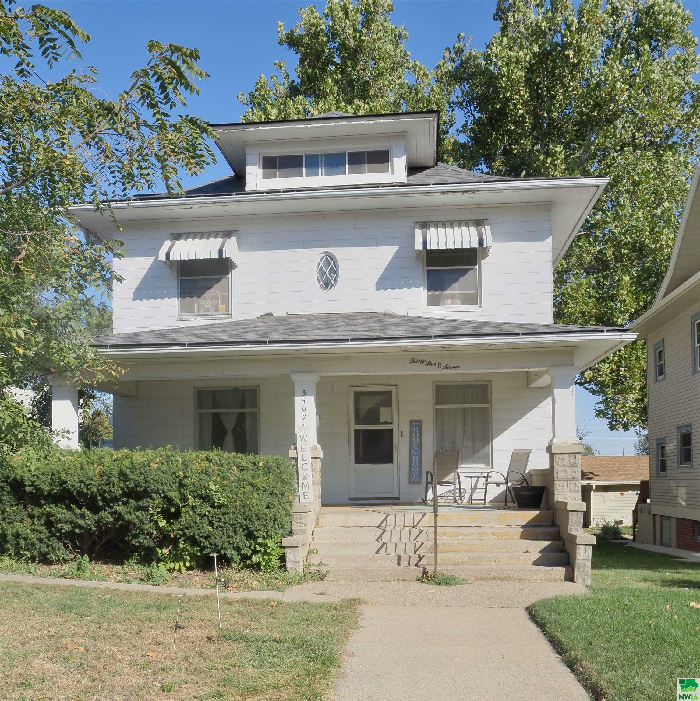 Property Photo:  3507 Stone Ave  IA 51106 