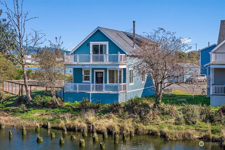 Property Photo: 307 Island Lane WA 98577