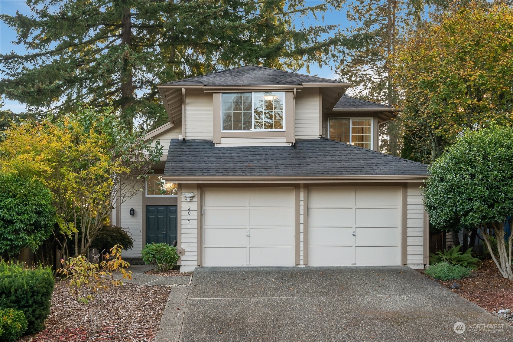 20101 Hollyhills Drive NE  Bothell WA 98011 photo