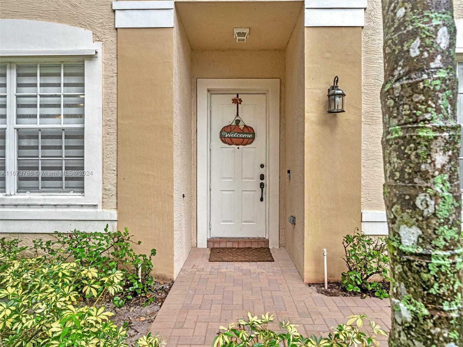 Property Photo:  4321 SW 124th Way 4321  FL 33027 