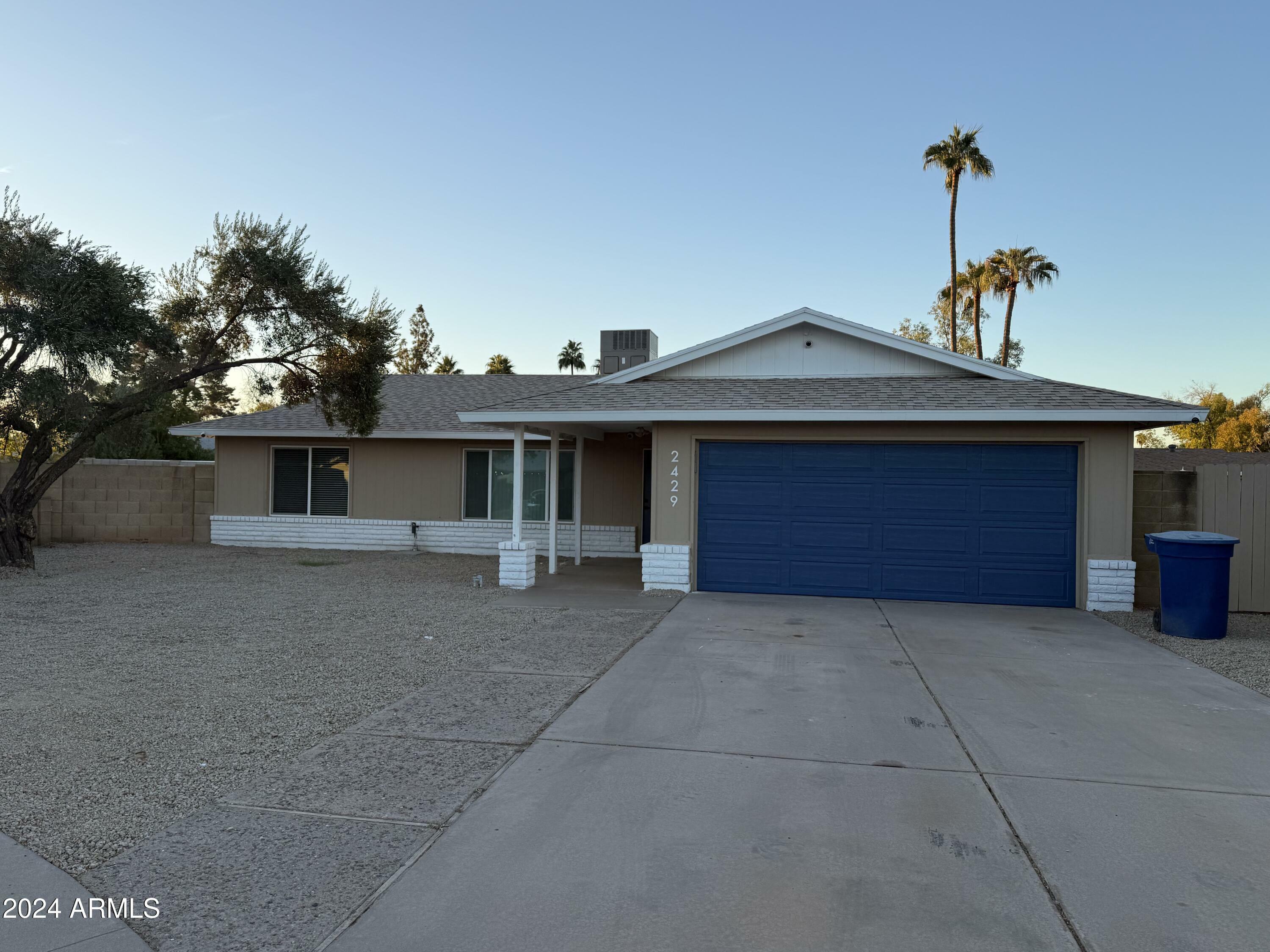 Property Photo:  2429 E Alameda Drive  AZ 85282 