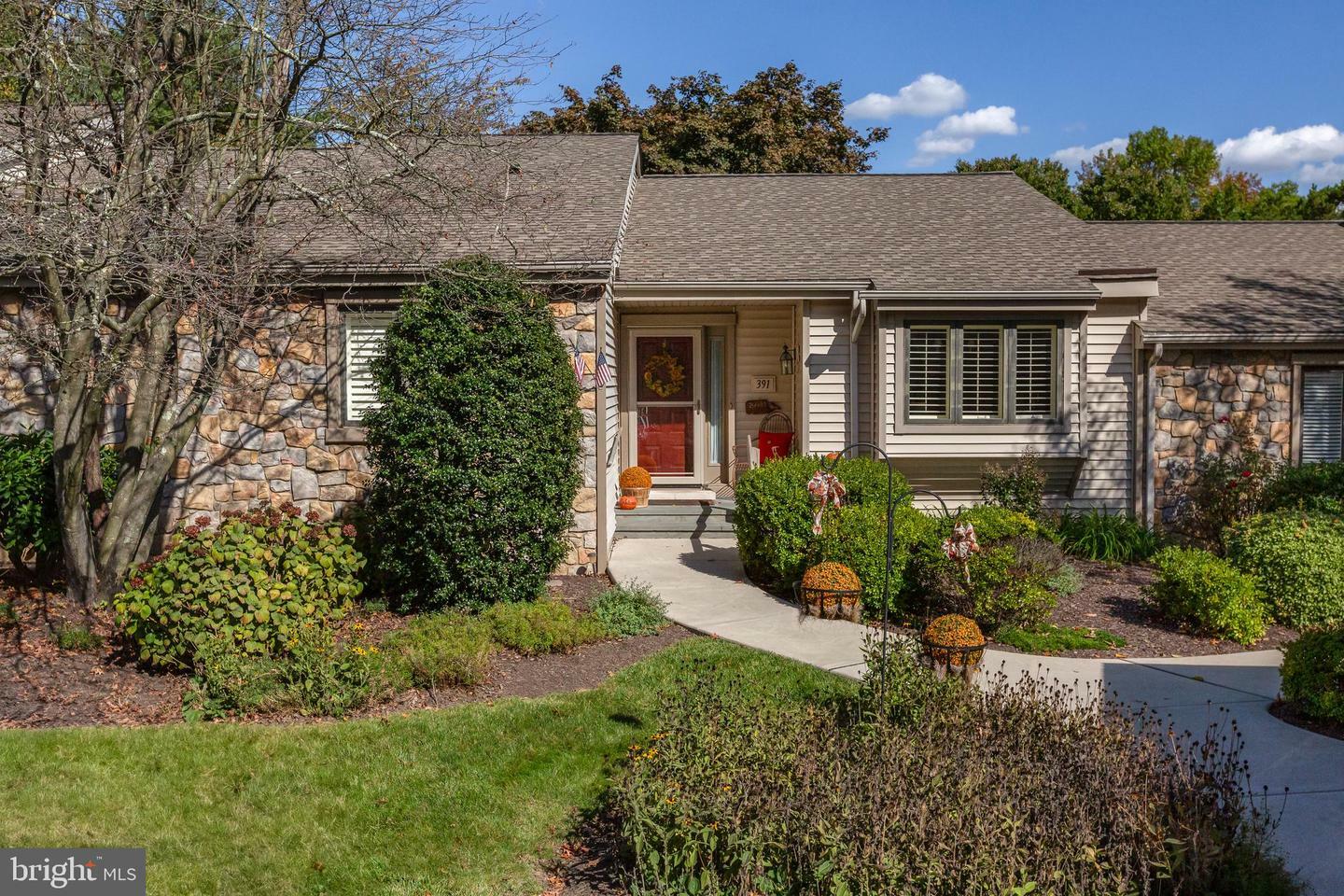 Property Photo:  391 Eaton Way  PA 19380 