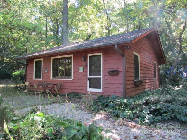 Property Photo:  161 Mimosa Inn Lane  NC 28782 