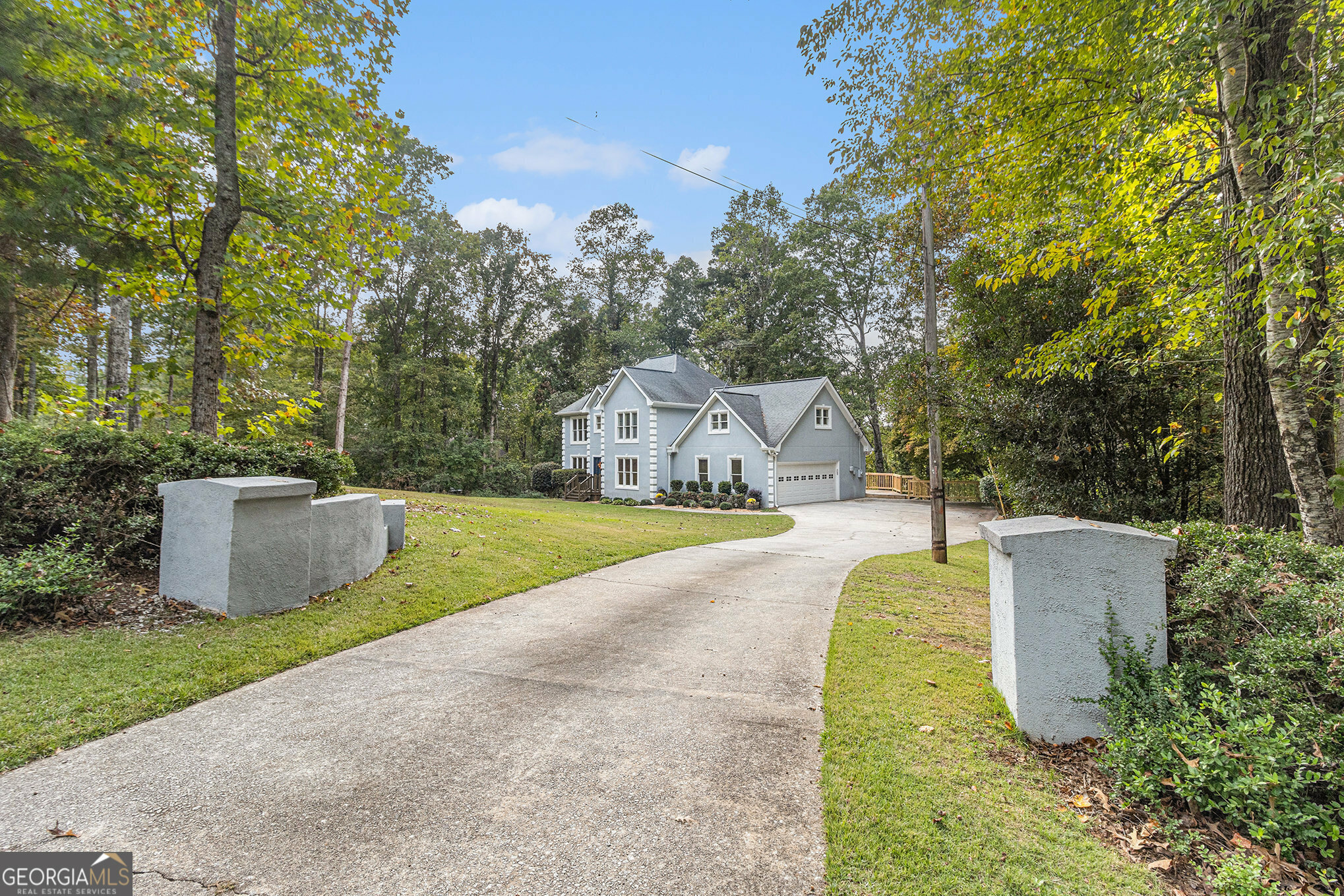 Property Photo:  6375 N Creek Lane  GA 30135 