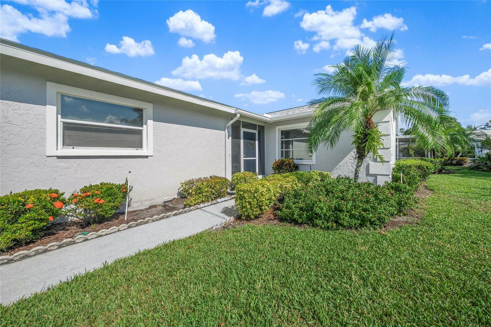 Property Photo:  6052 Bonaventure Place  FL 34243 