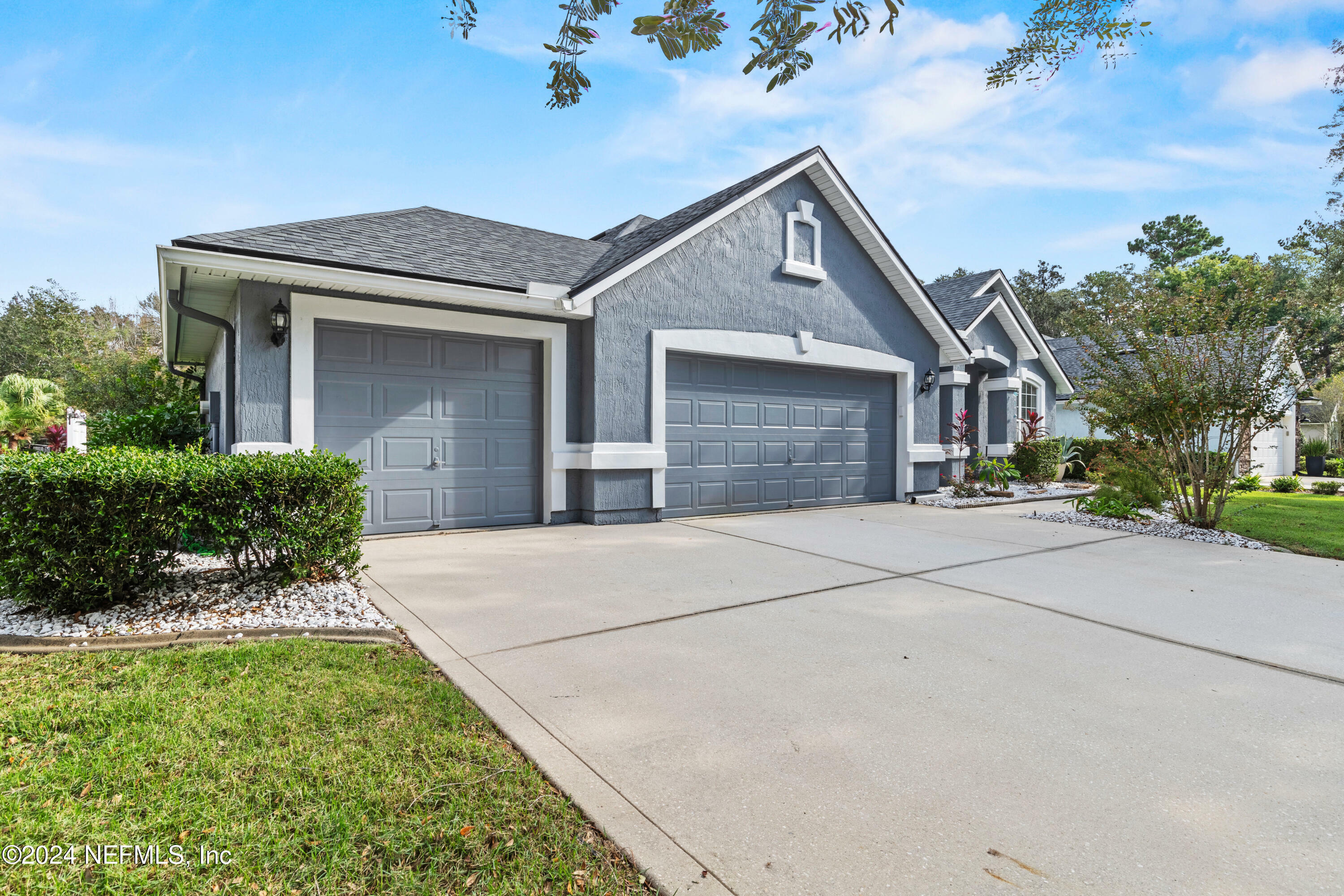 Property Photo:  120 Oakwood Plantation Drive  FL 32003 