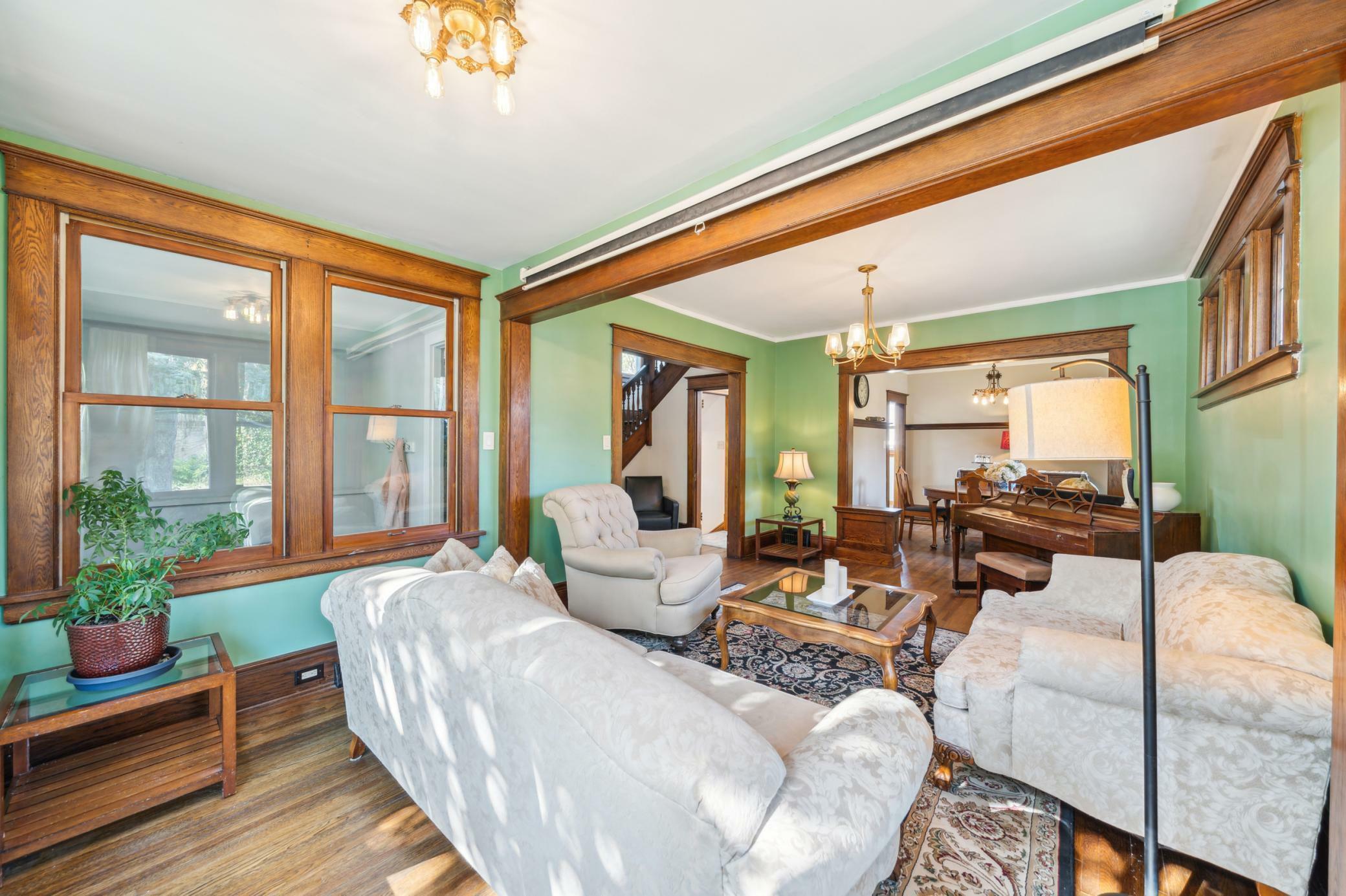 Property Photo:  1703 Ross Avenue  MN 55106 