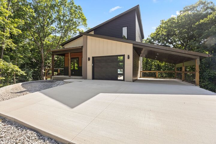 Property Photo: 5 Hart Lane AR 72714