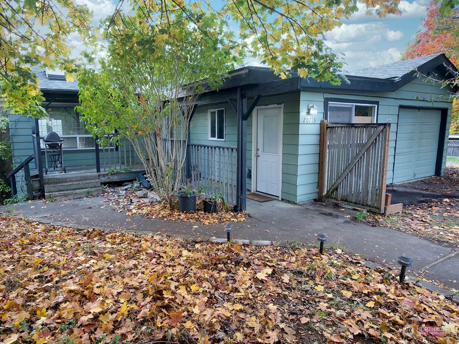 Property Photo:  20713  1st Place S  WA 98198 