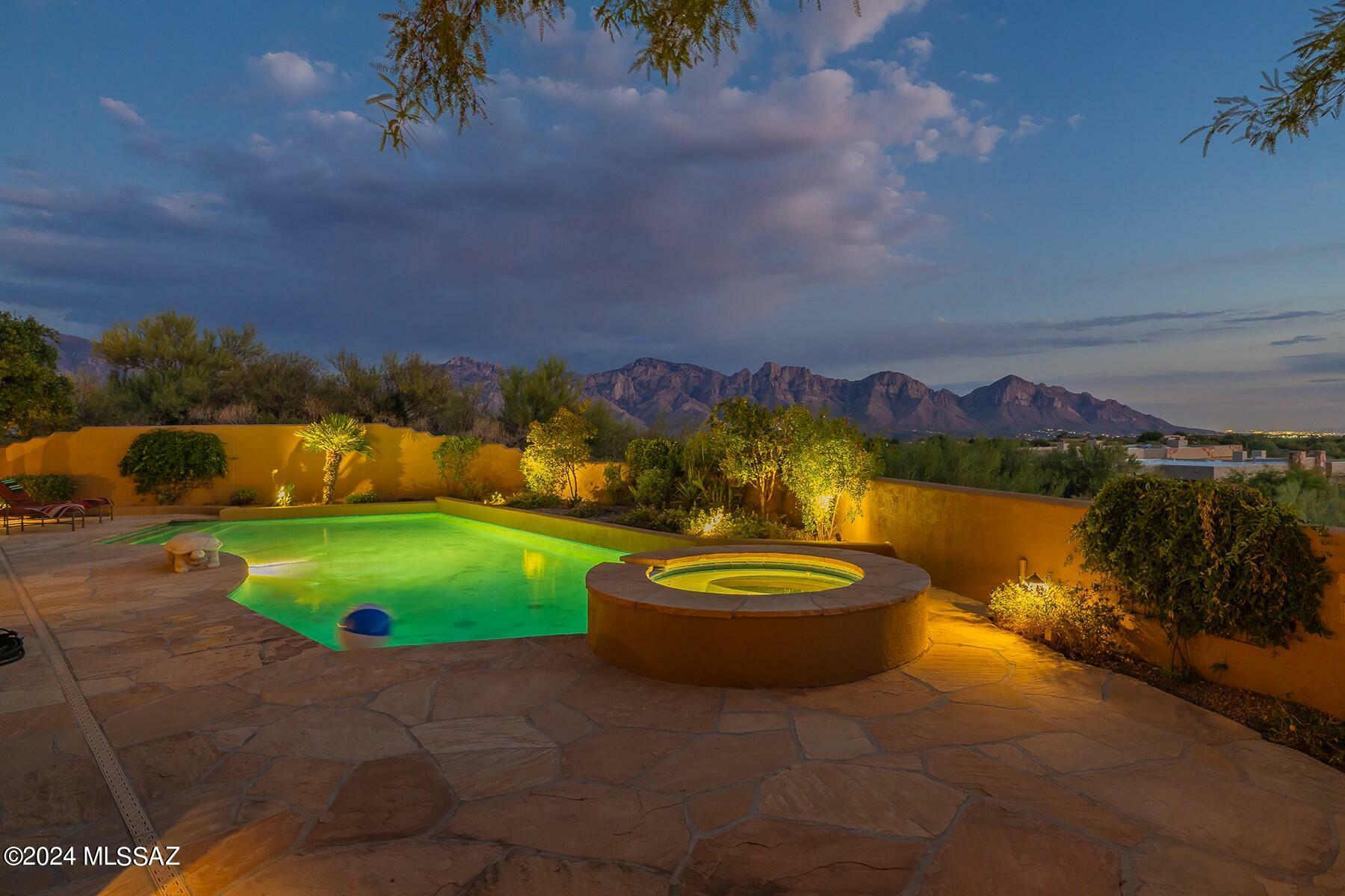 Property Photo:  730 E Cool Mist Drive  AZ 85755 