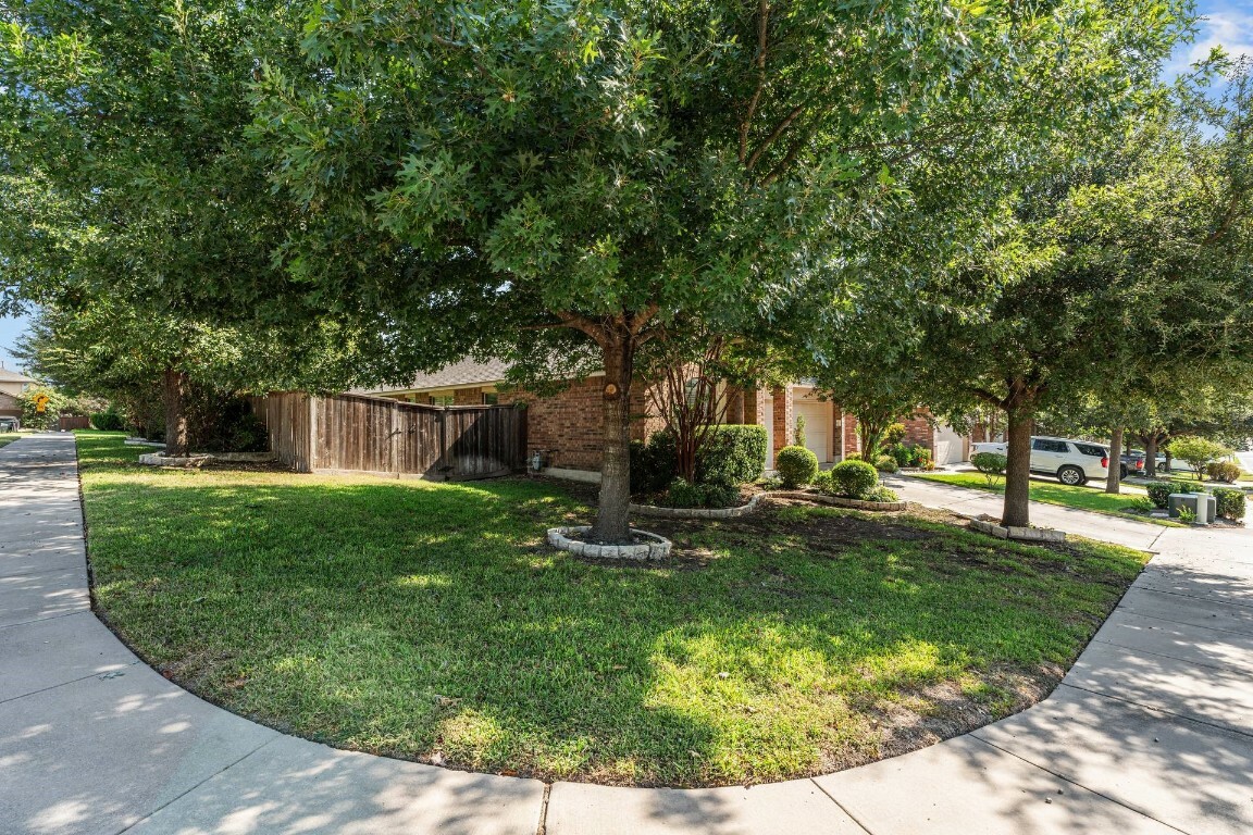 Property Photo:  1110 Sunny Meadows Loop  TX 78626 