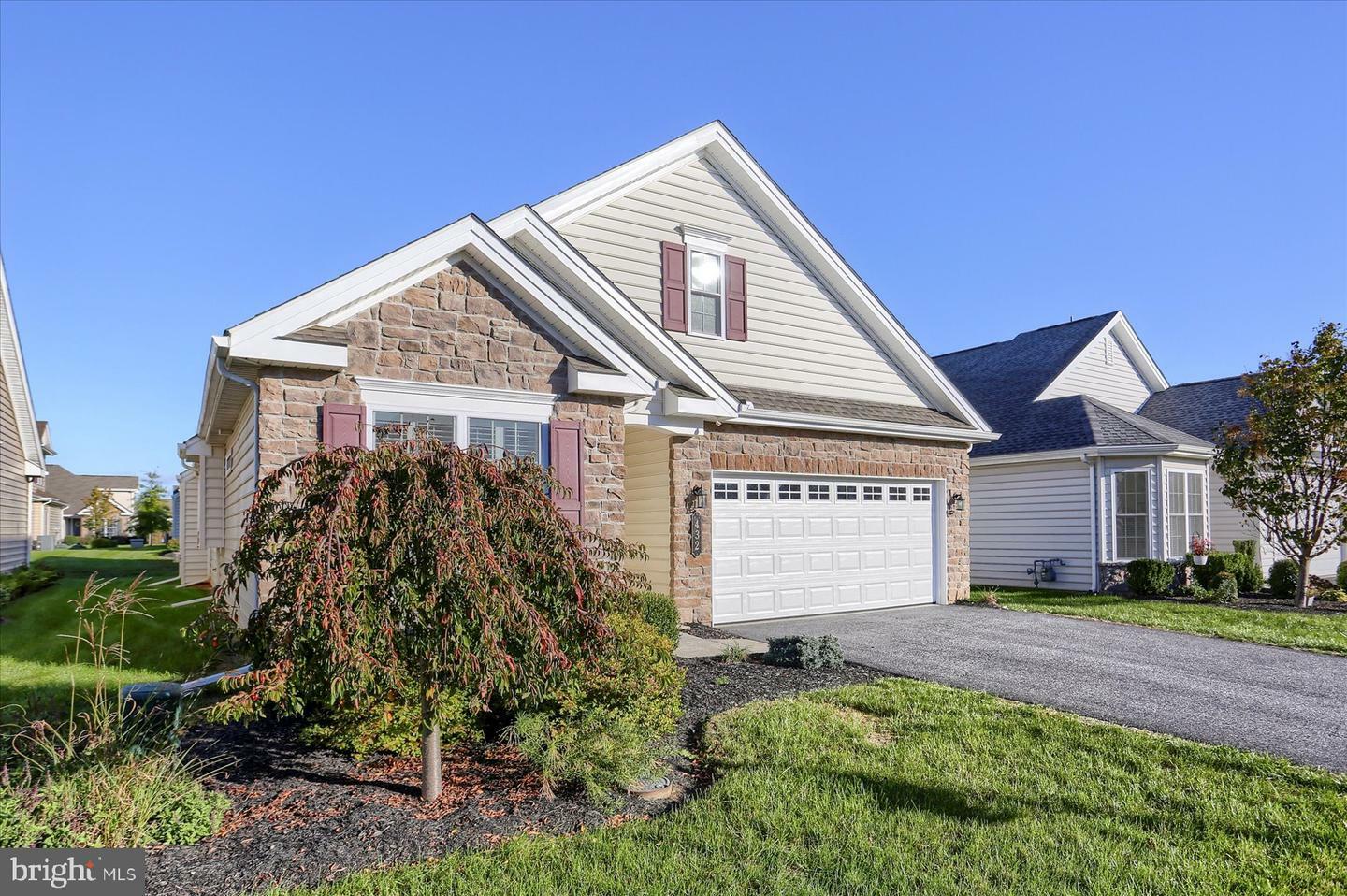 Property Photo:  432 General Drive  PA 17050 