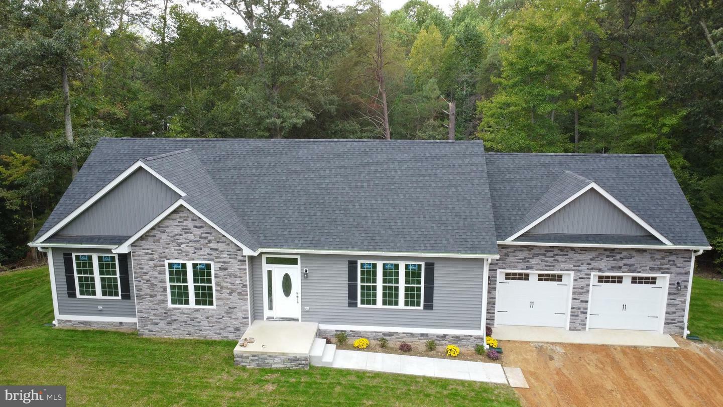 Property Photo: 25289 Vista Road MD 20636