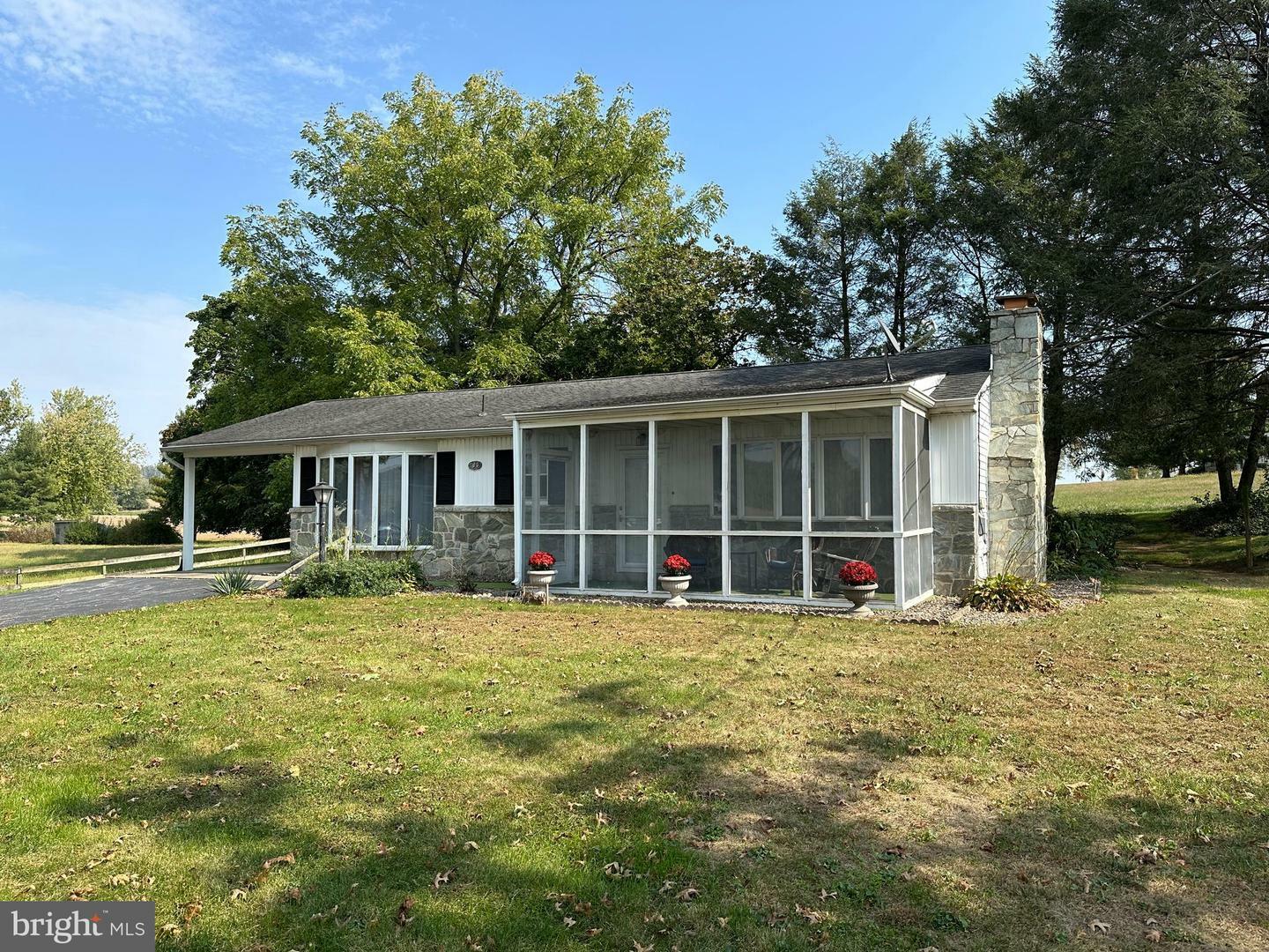 Property Photo:  135 W Girl Scout Road  PA 17578 