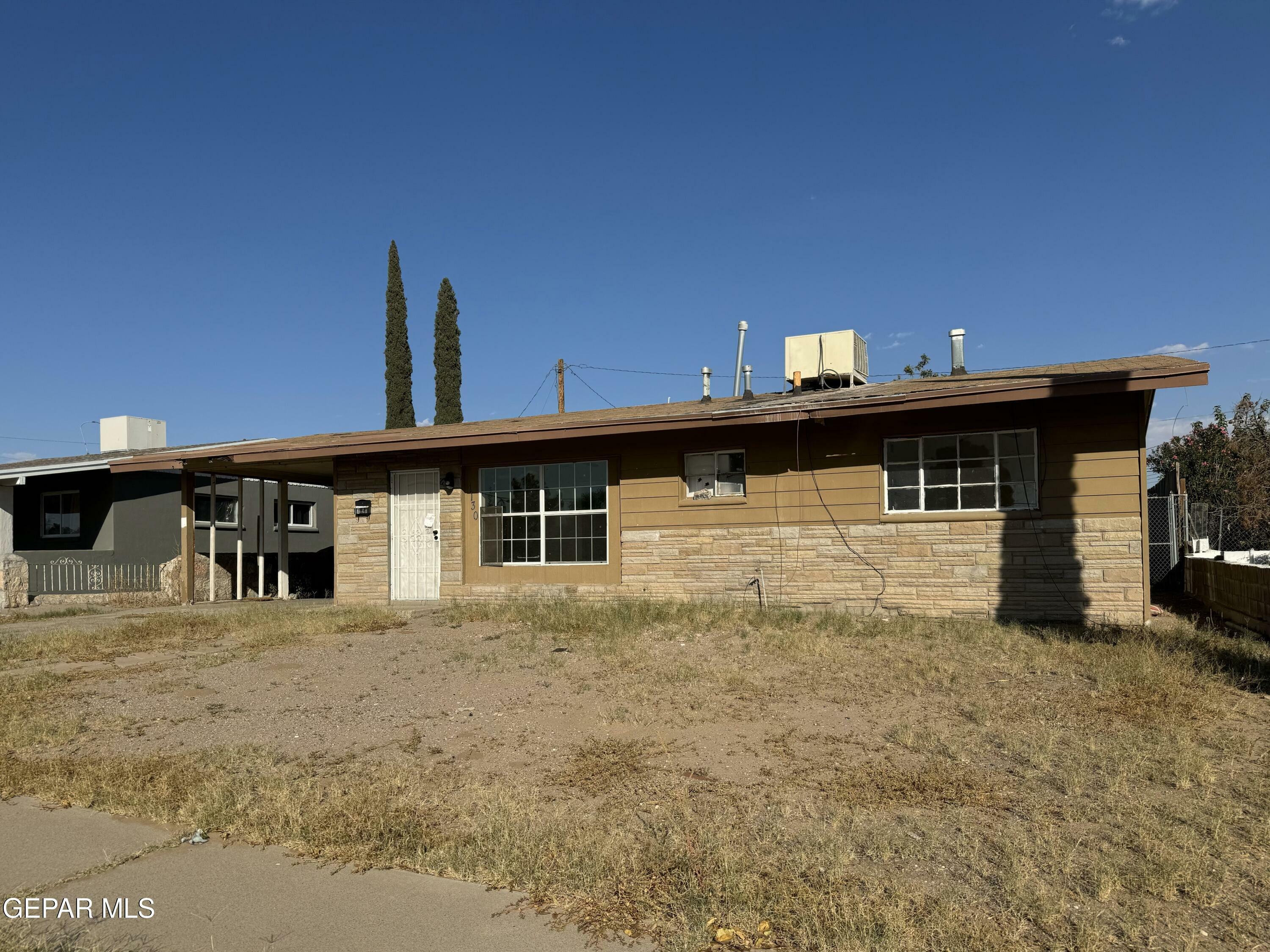 Property Photo:  1130 Del Monte Street  TX 79915 