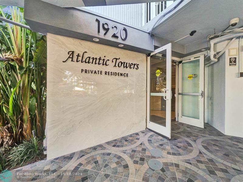 Property Photo:  1920 S Ocean Dr 1604  FL 33316 