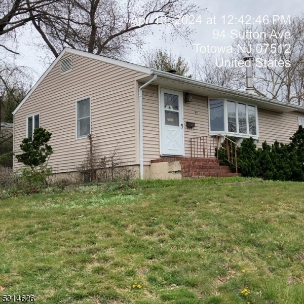 94 Sutton Ave  Totowa Boro NJ 07512 photo