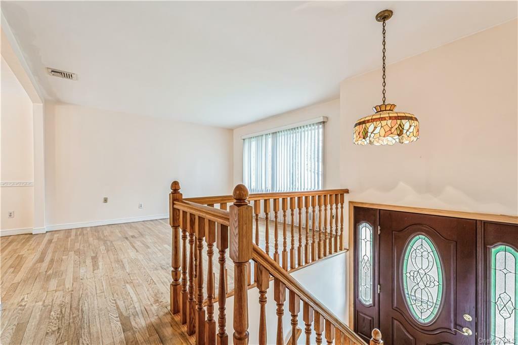 Property Photo:  30 Great Oaks Drive  NY 10956 