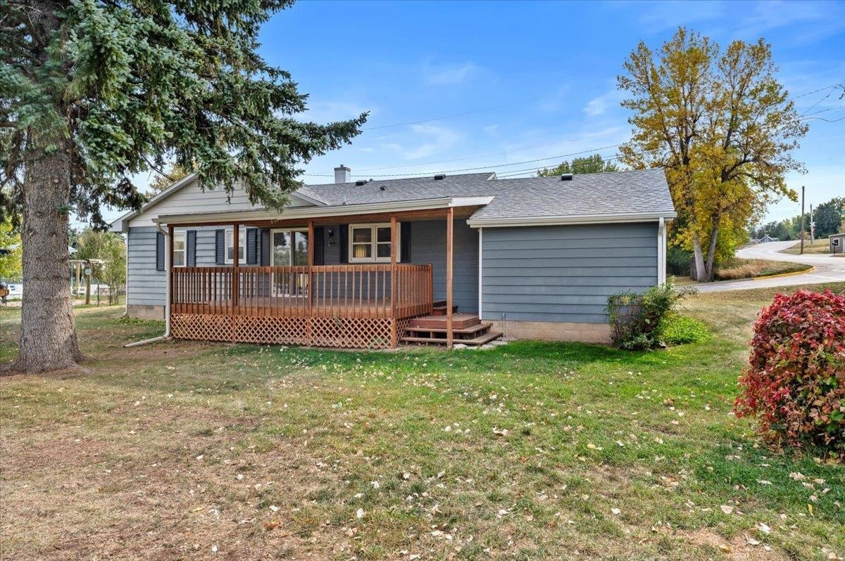 Property Photo:  1321 Shephard Street  SD 57785 