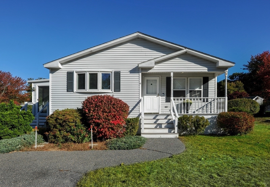 Property Photo:  9 Silver Birch Lane  MA 02364 