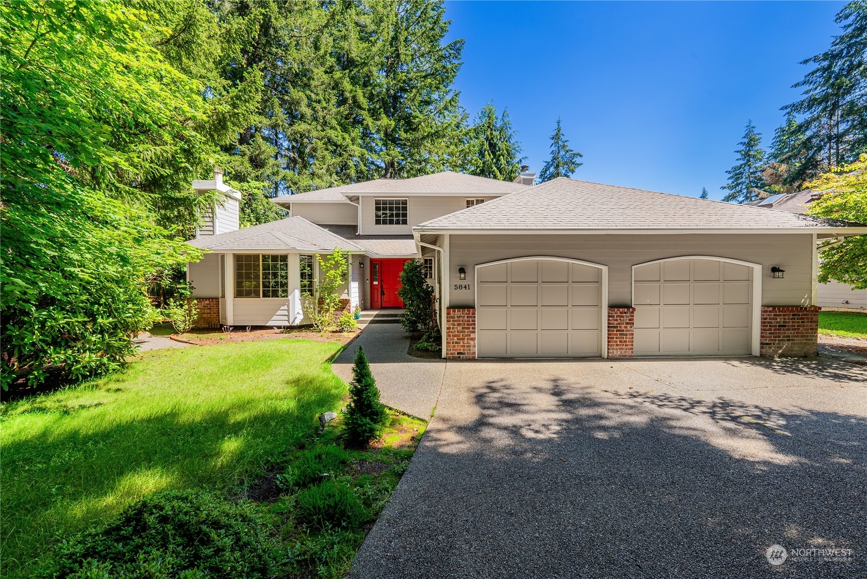 Property Photo:  5841 SW Troon Avenue  WA 98367 