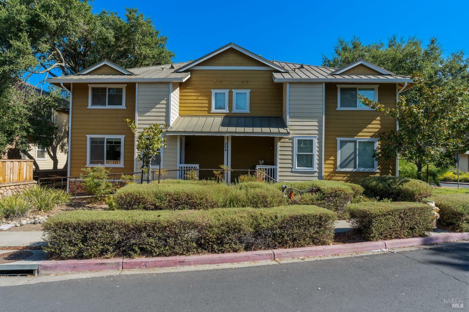Property Photo: 204 Rosebud Lane CA 94574