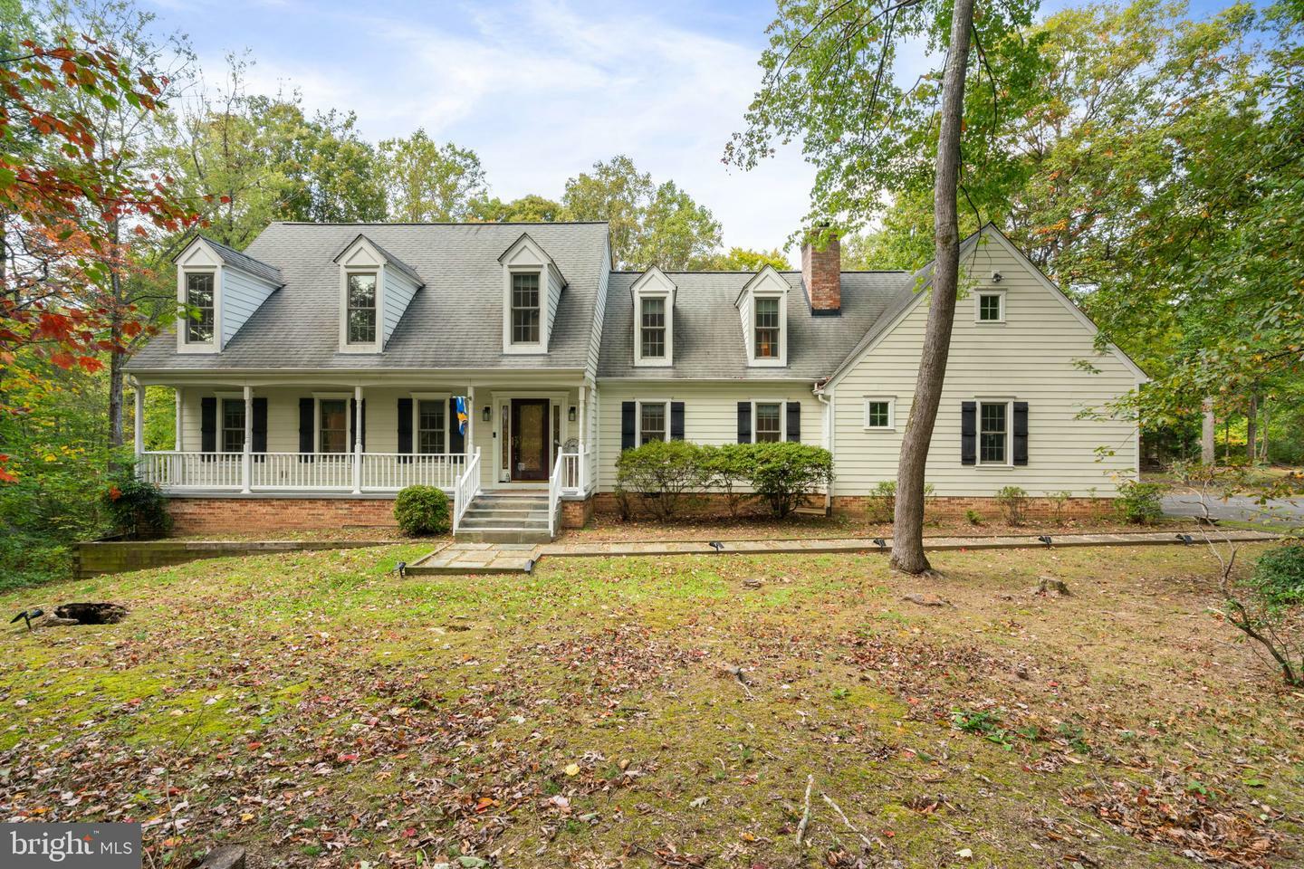 Property Photo:  9940 Hampton Road  VA 22039 