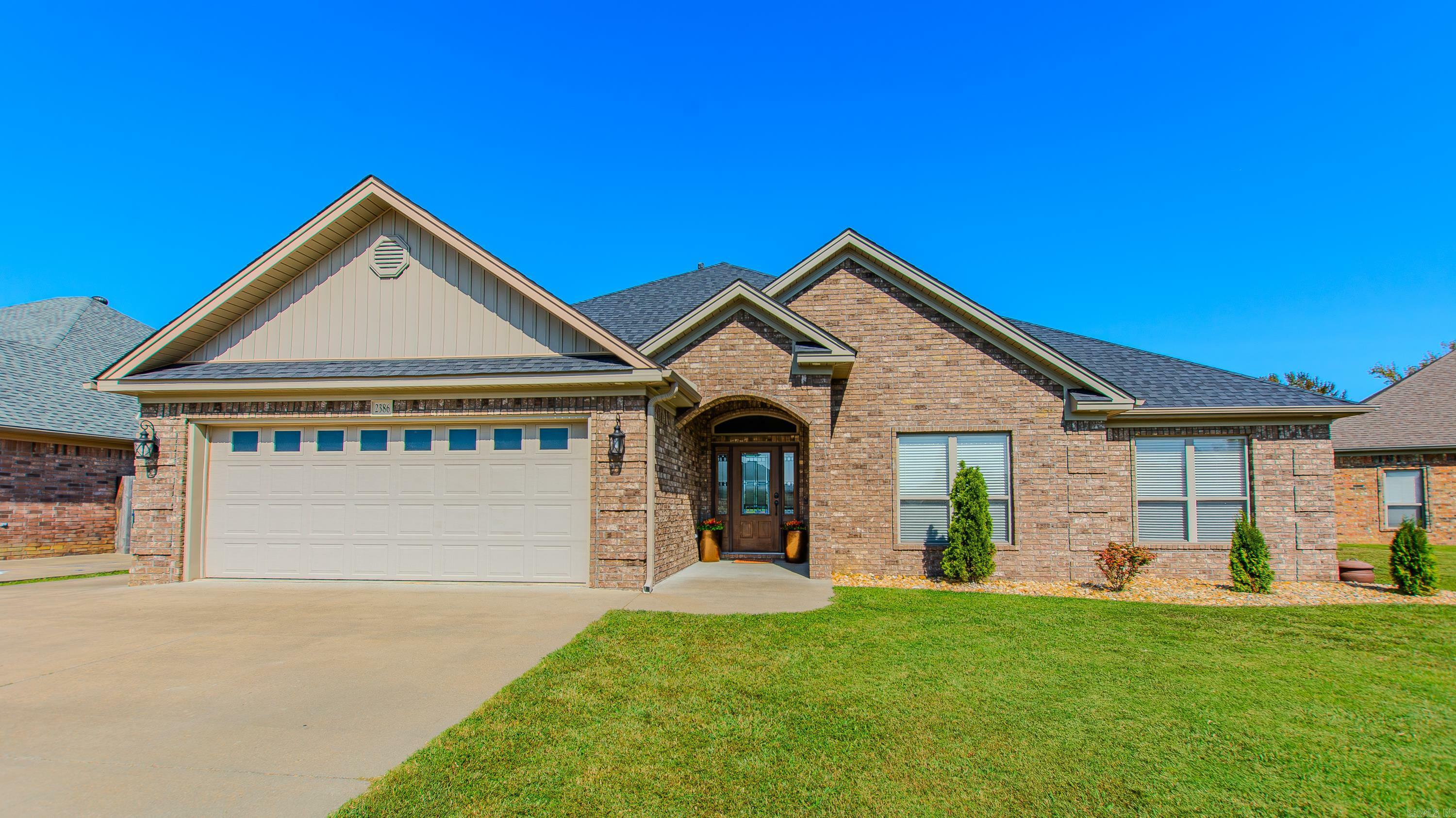 Property Photo:  2386 Lakewood Circle  AR 72023 