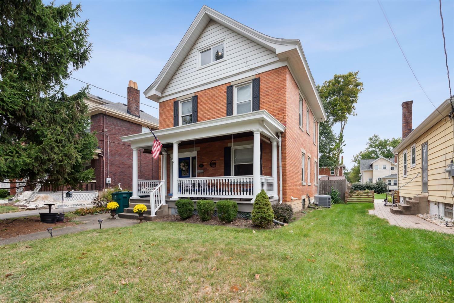 Property Photo:  2776 Markbreit Avenue  OH 45209 