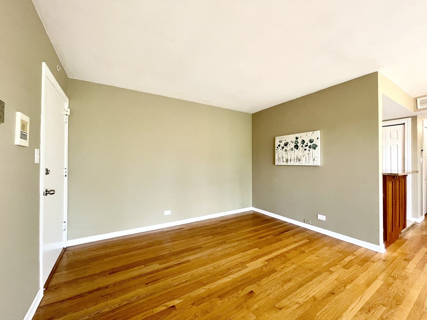 Property Photo:  10113 Old Orchard Court 303  IL 60076 