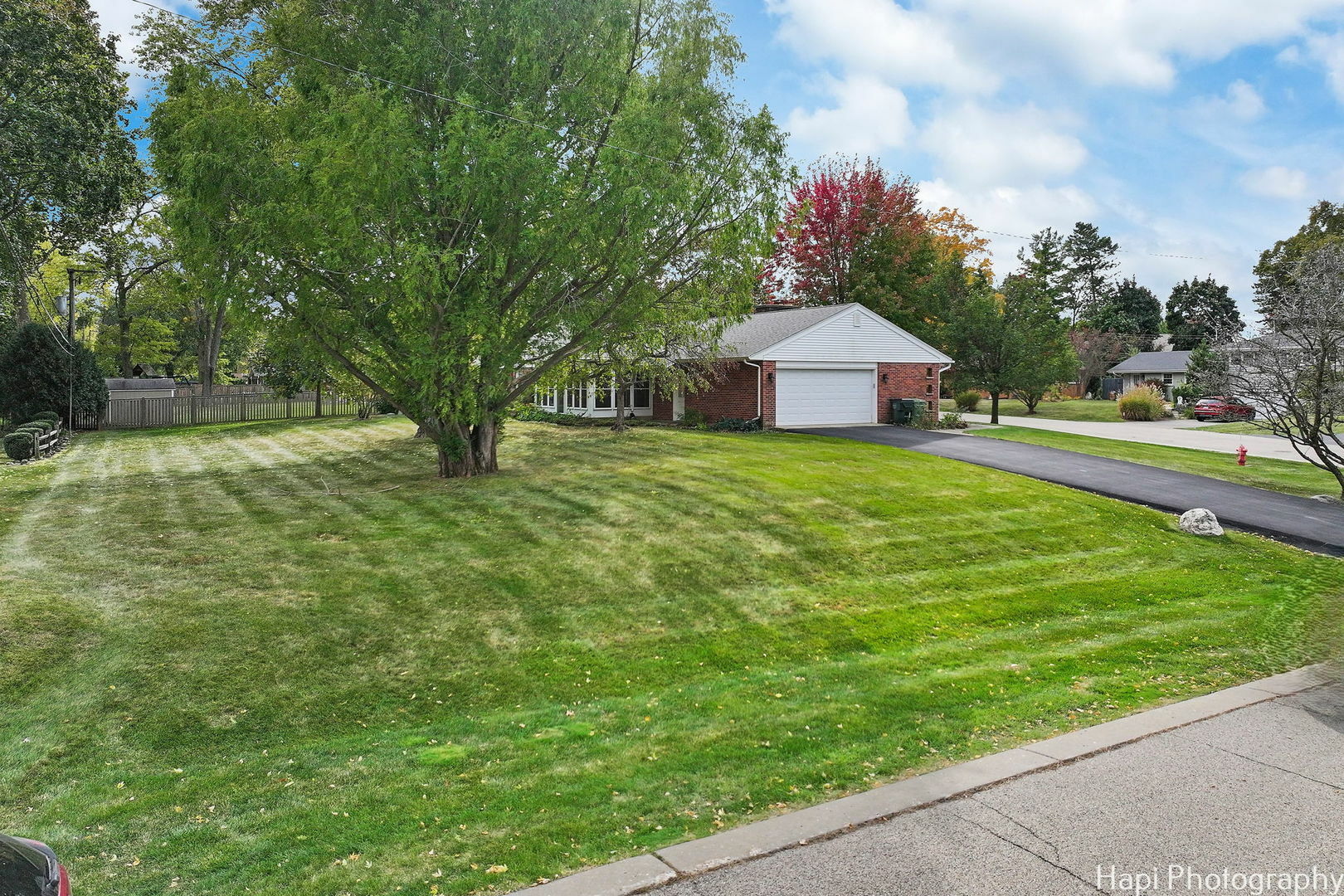 Property Photo:  287 Sharon Drive  IL 60010 