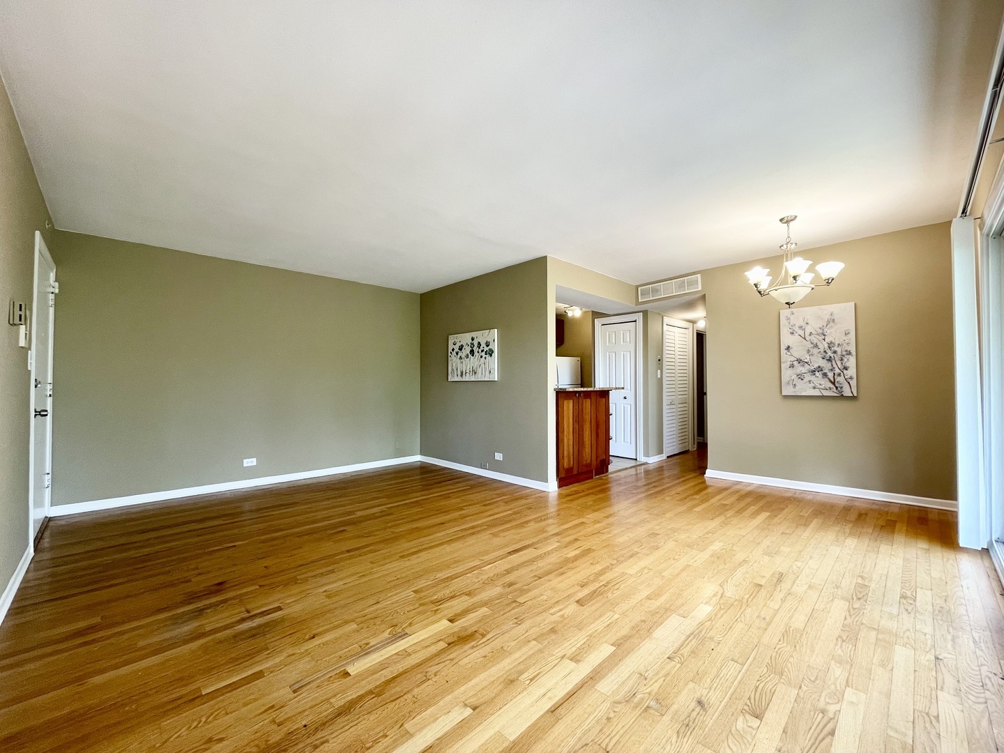 Property Photo:  10113 Old Orchard Court 303  IL 60076 